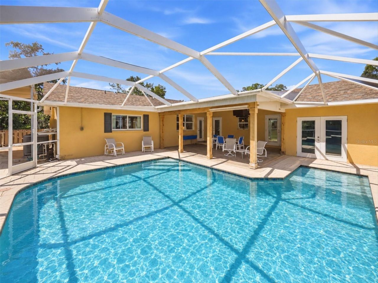 942 Virginia Drive, Sarasota, FL 34234 Photo