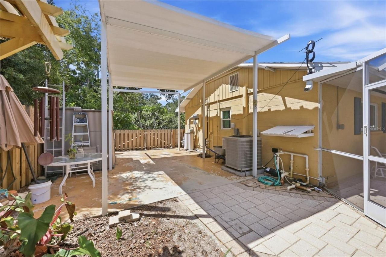 942 Virginia Drive, Sarasota, FL 34234 Photo