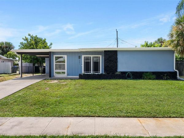 8081 CASCADAS AVENUE , NORTH PORT, FL 34287