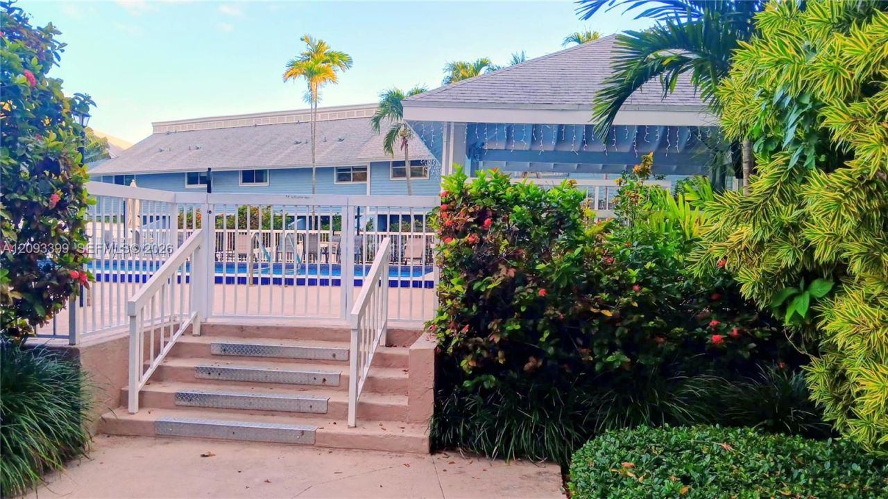 798 Crandon Blvd , Unit 55-B, Key Biscayne, FL 33149 Photo