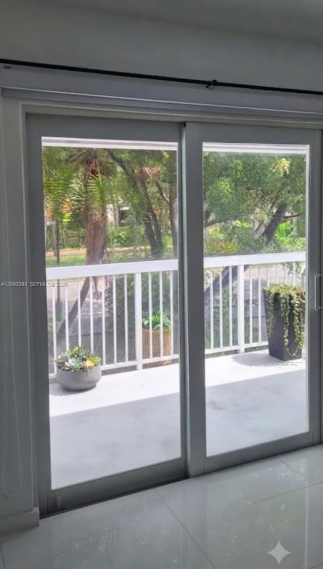 798 Crandon Blvd , Unit 55-B, Key Biscayne, FL 33149 Photo