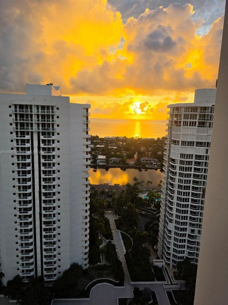 21205 Yacht Club Dr, Unit 3105, Aventura, FL 33180 Photo