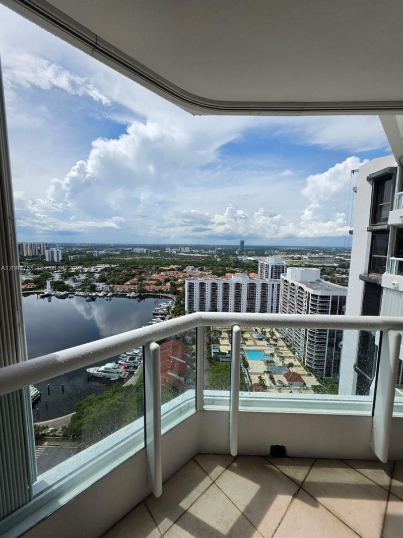 21205 Yacht Club Dr, Unit 3105, Aventura, FL 33180 Photo