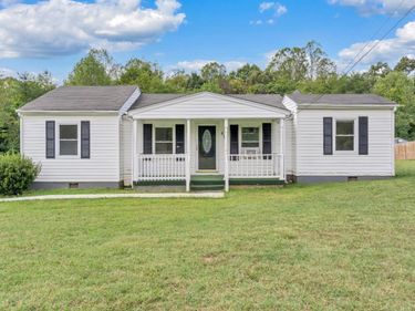 819 Cedar Gate Road, Monroe, VA 24574