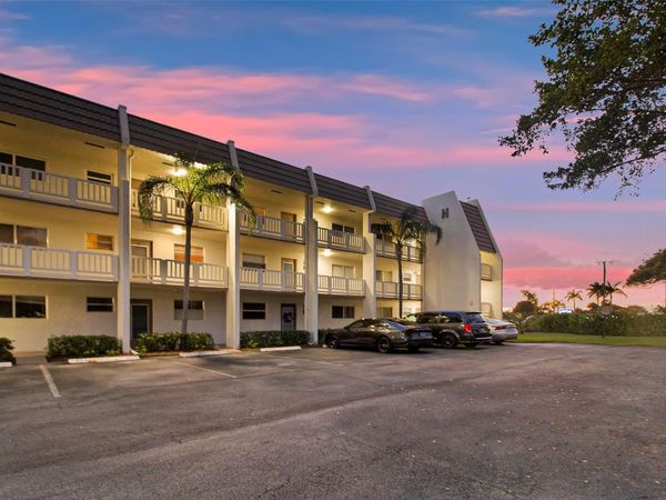 6890 Royal Palm Boulevard, Unit 312H, Margate, FL 33063