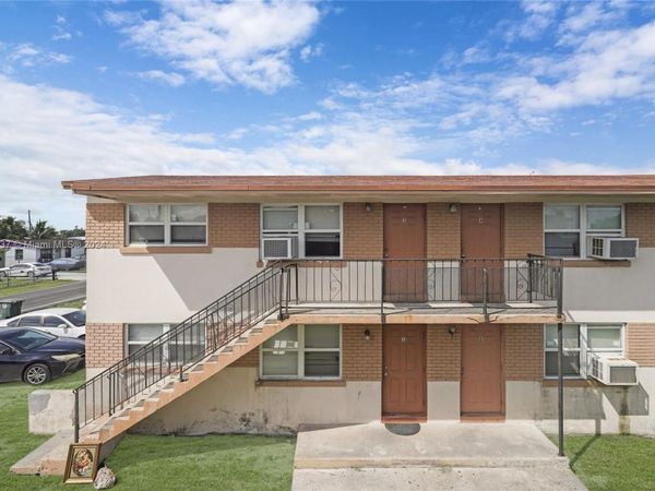 628 SW 4th Street, Unit 1, Belle Glade, FL 33430