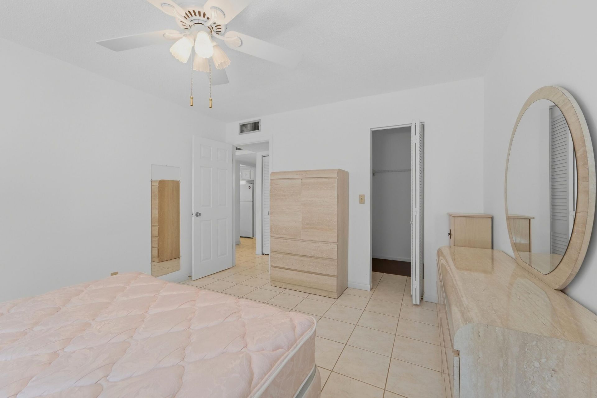 705 Lori Drive, Unit 112, Palm Springs, FL 33461 Photo