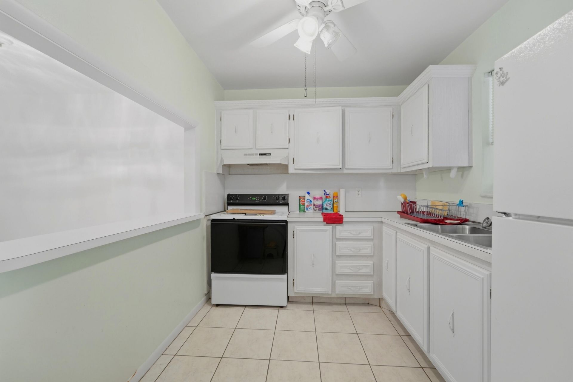705 Lori Drive, Unit 112, Palm Springs, FL 33461 Photo