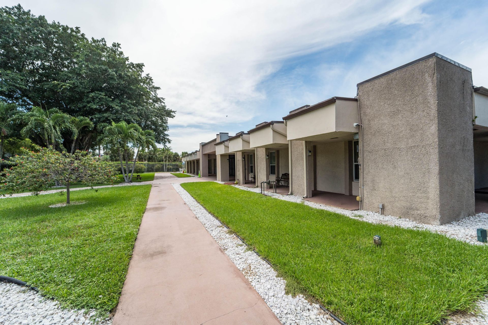 705 Lori Drive, Unit 112, Palm Springs, FL 33461 Photo