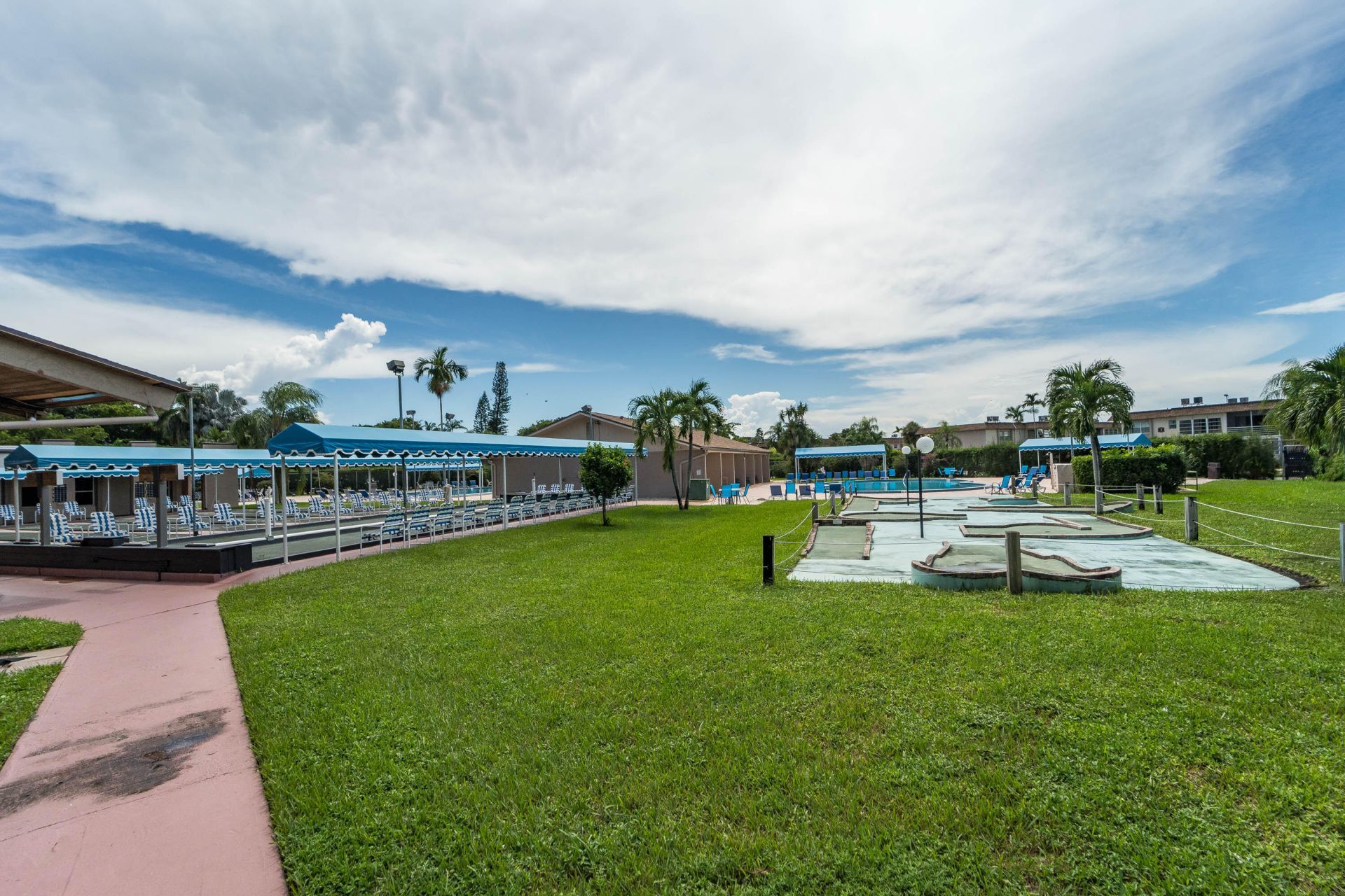 705 Lori Drive, Unit 112, Palm Springs, FL 33461 Photo