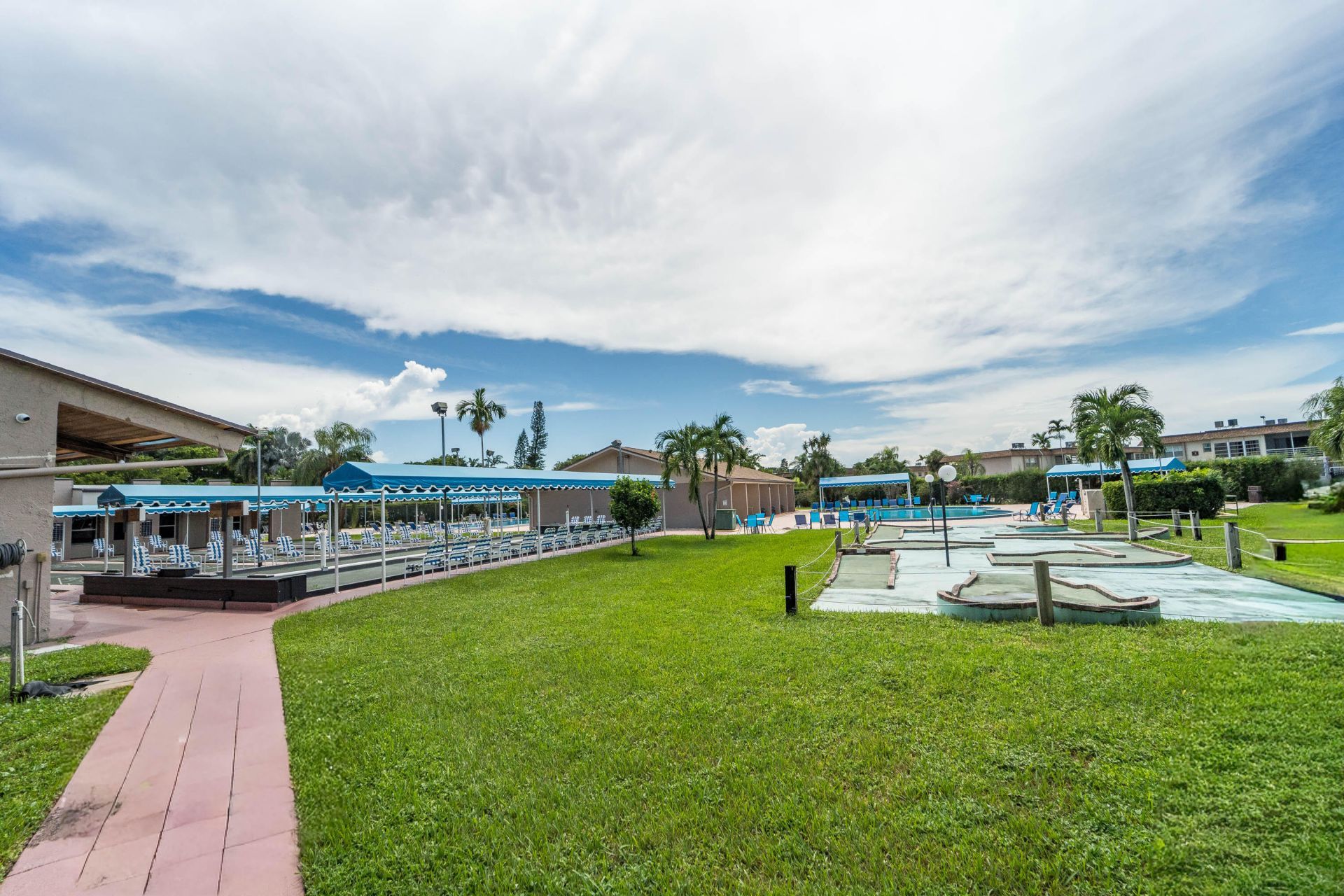 705 Lori Drive, Unit 112, Palm Springs, FL 33461 Photo