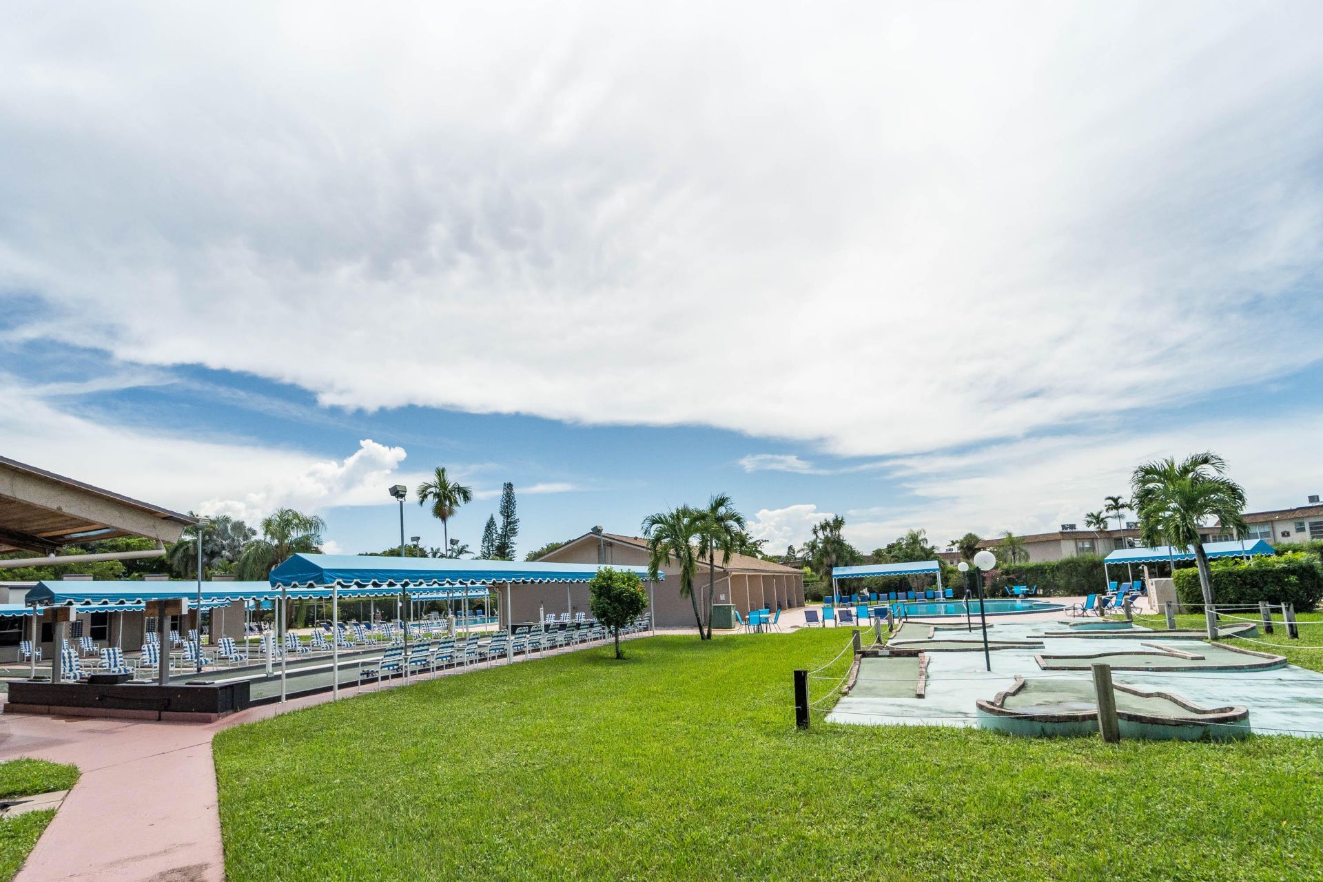 705 Lori Drive, Unit 112, Palm Springs, FL 33461 Photo