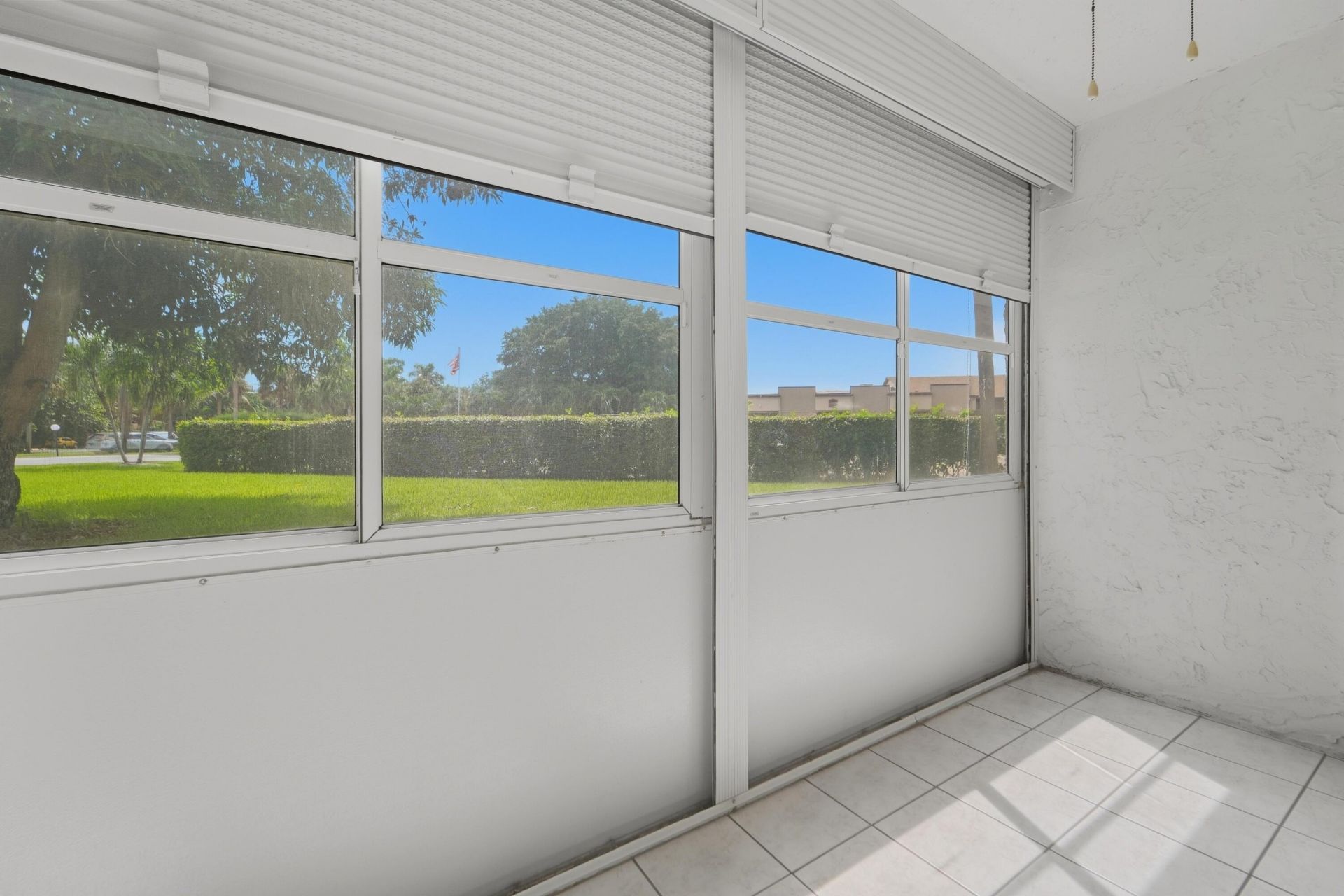 705 Lori Drive, Unit 112, Palm Springs, FL 33461 Photo