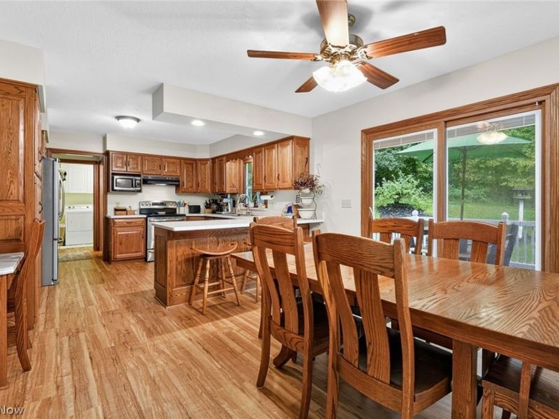 8963 Kettering Road, East Rochester, OH 44625 Photo 6