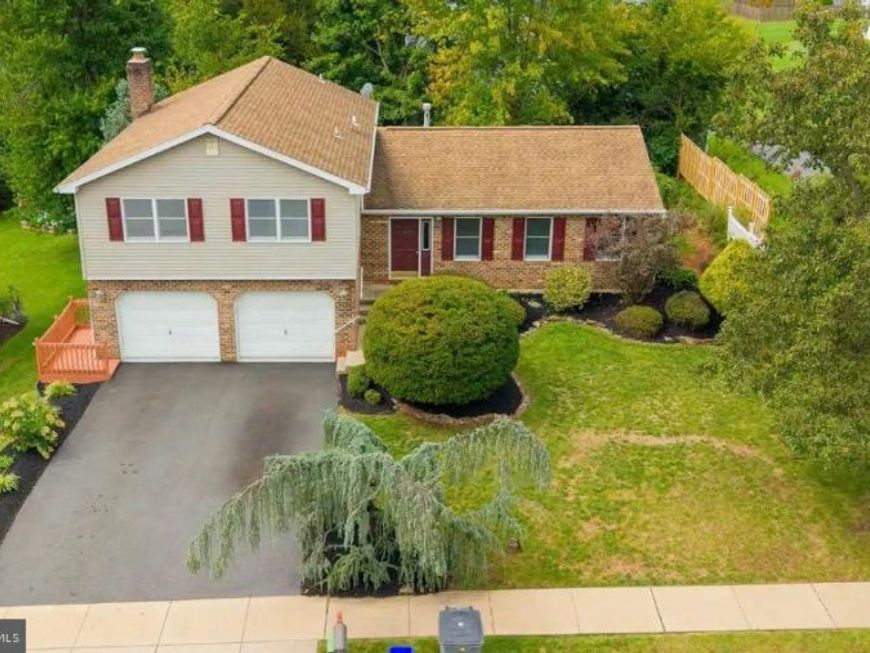 206 Lincoln Drive, Reading, PA 19606 Main Photo