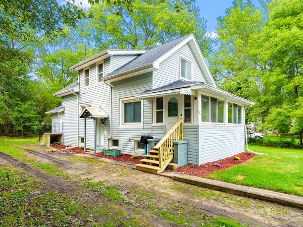 809 Chicago, Kalamazoo, MI 49048