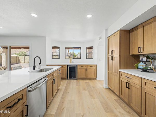 7380 W PIUTE Avenue, Glendale, AZ 85308