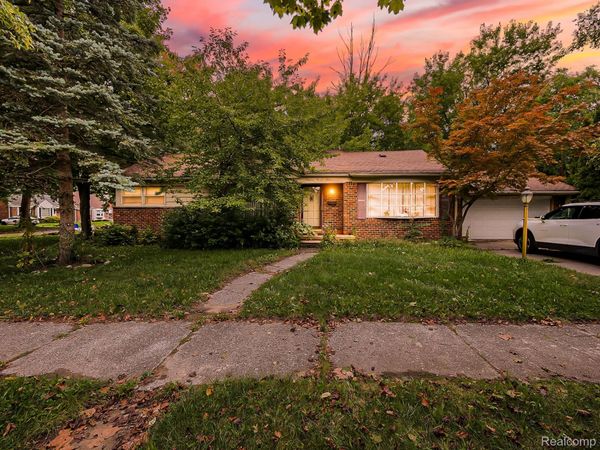 794 Patterson Court, Inkster, Mi 48141