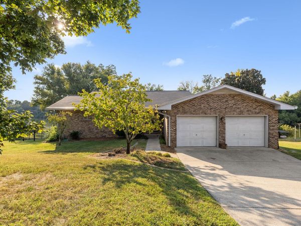 371 Lakeview Dr , Mount Juliet, TN 37122