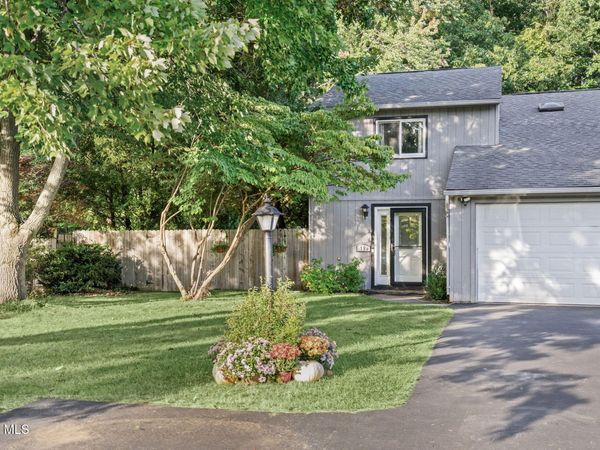19B Woodcliffe Drive, Clifton Park, NY 12065
