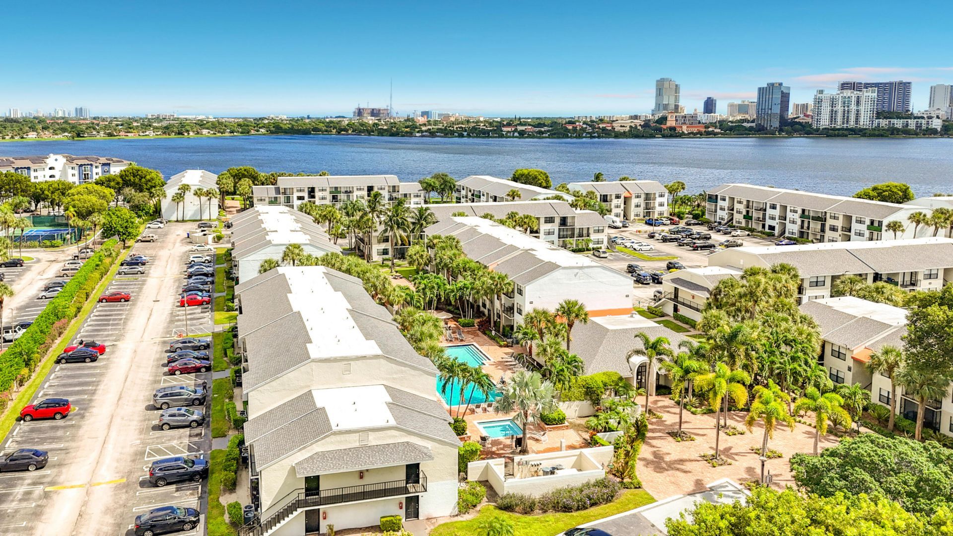 752 Executive Center Drive, Unit 112, West Palm Beach, FL 33401 Photo