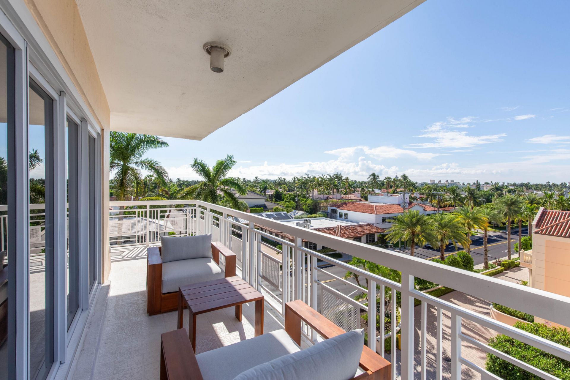 250 Bradley Place, Unit 502, Palm Beach, FL 33480 Photo