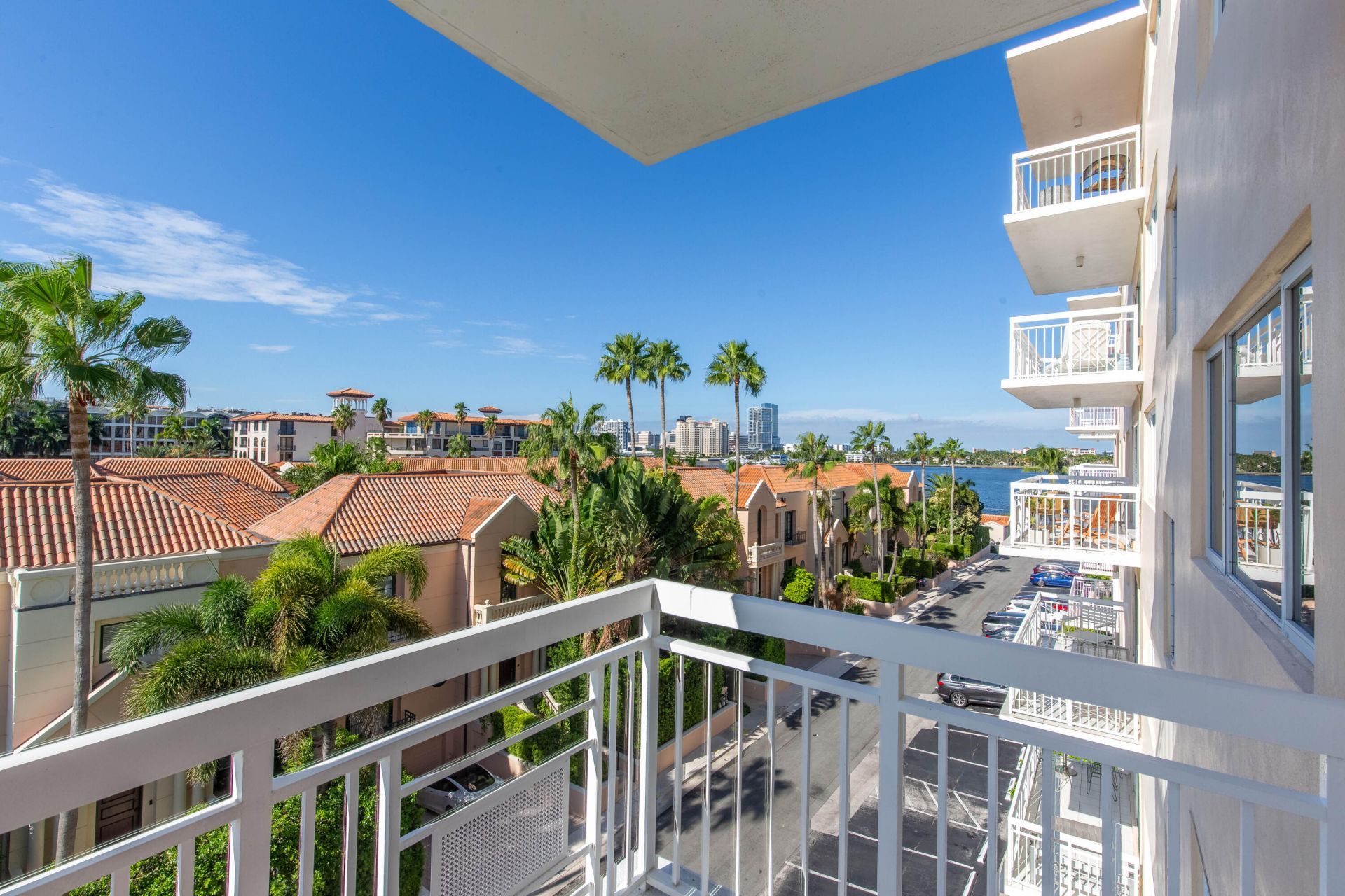 250 Bradley Place, Unit 502, Palm Beach, FL 33480 Photo