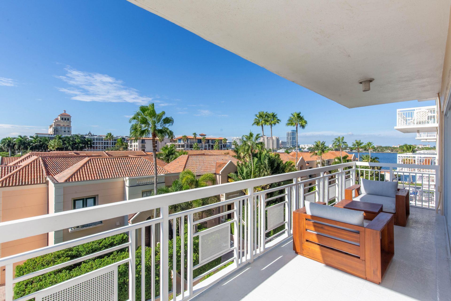 250 Bradley Place, Unit 502, Palm Beach, FL 33480 Photo