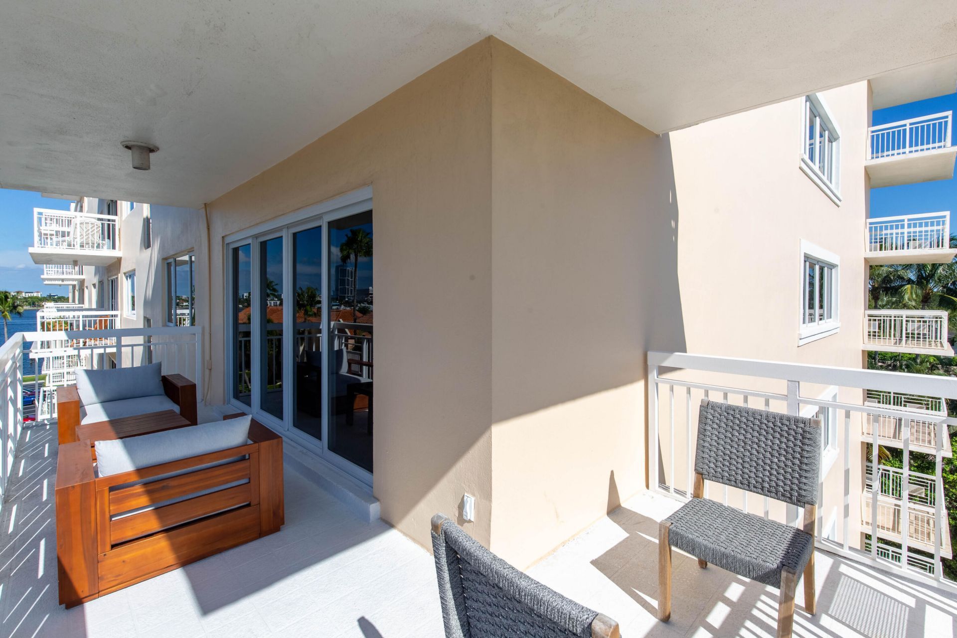 250 Bradley Place, Unit 502, Palm Beach, FL 33480 Photo