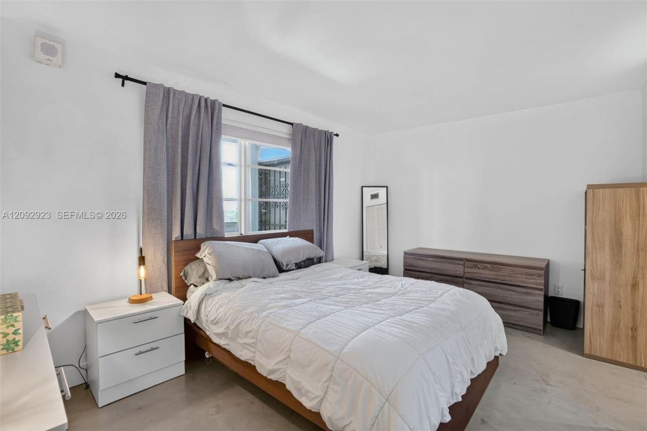 2950 SW 3rd Ave, Unit 6F, Miami, FL 33129 Photo
