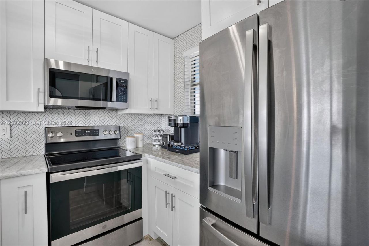 2950 SW 3rd Ave, Unit 6F, Miami, FL 33129 Photo