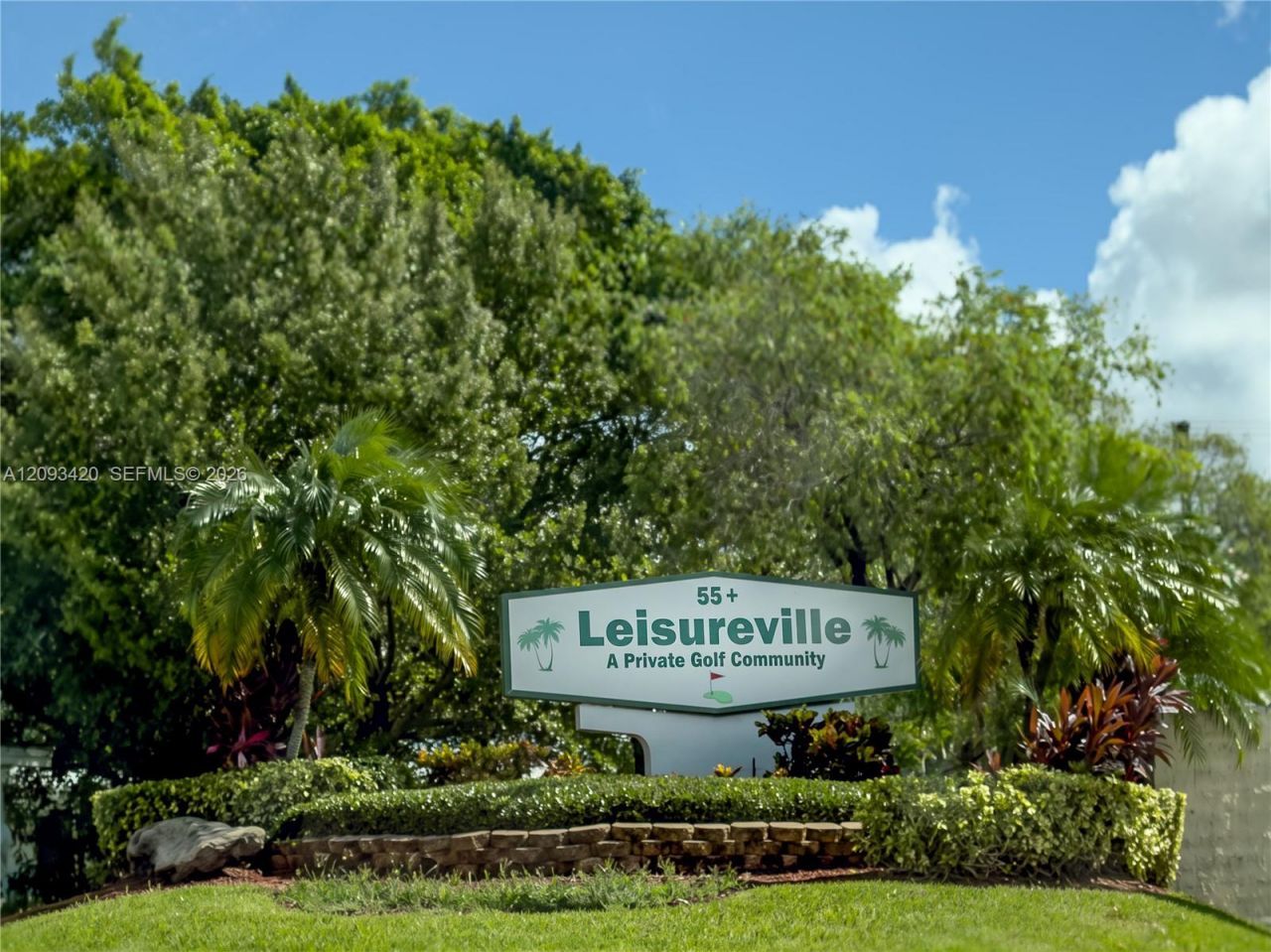 310 NW 25th Ct, Pompano Beach, FL 33064 Photo