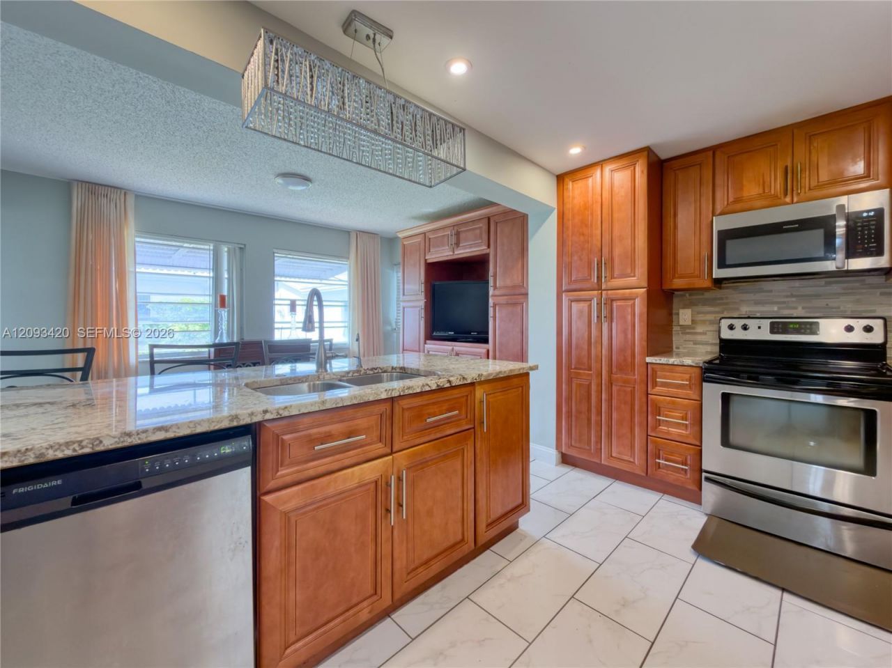 310 NW 25th Ct, Pompano Beach, FL 33064 Photo