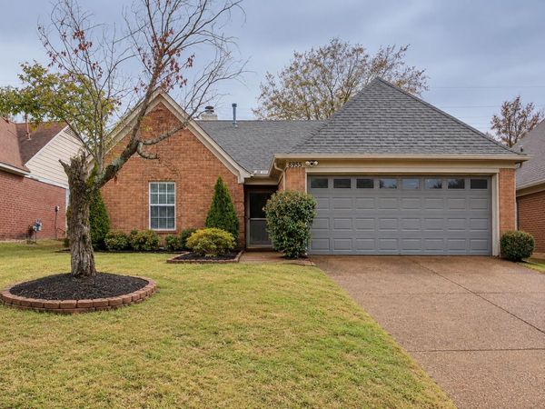 8955 FULTON LN, Memphis, TN 38016
