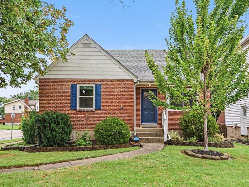 7418 Plainfield Road, Deer Park, OH 45236 Photo 1