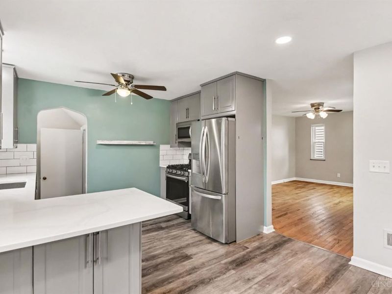 7418 Plainfield Road, Deer Park, OH 45236 Photo 10