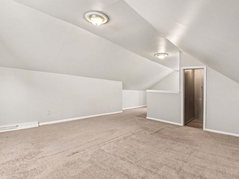 7418 Plainfield Road, Deer Park, OH 45236 Photo 22