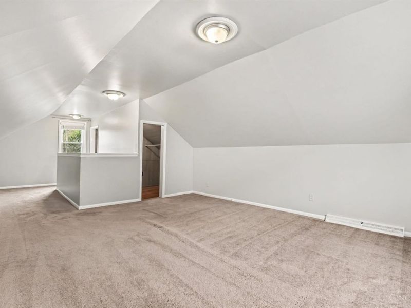 7418 Plainfield Road, Deer Park, OH 45236 Photo 23