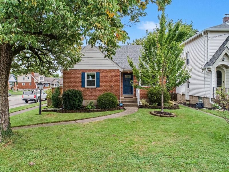 7418 Plainfield Road, Deer Park, OH 45236 Photo 3