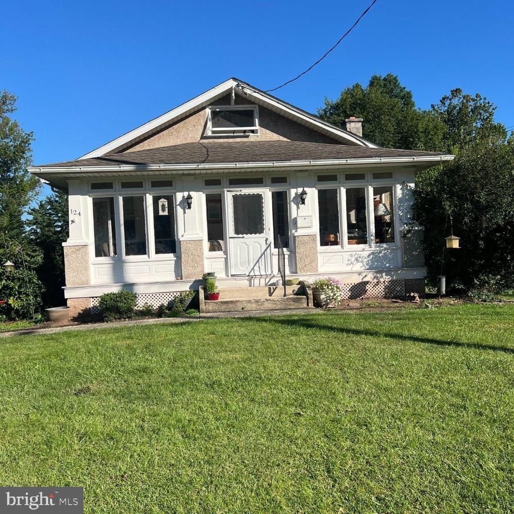 124 W 5TH AVENUE , COLLEGEVILLE, PA 19426
