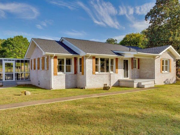 28 Blue Bird Lane, Rossville, GA 30741