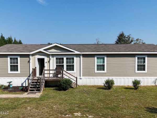 87 Ball Park Road, Perkinston, MS 39573