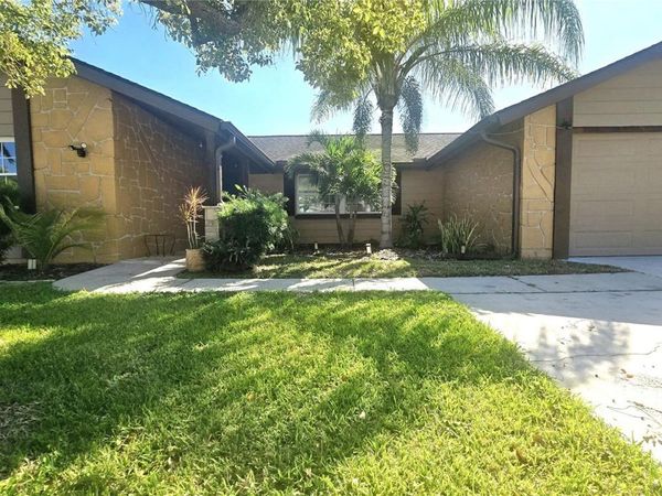3532 OVERLAND DRIVE , HOLIDAY, FL 34691