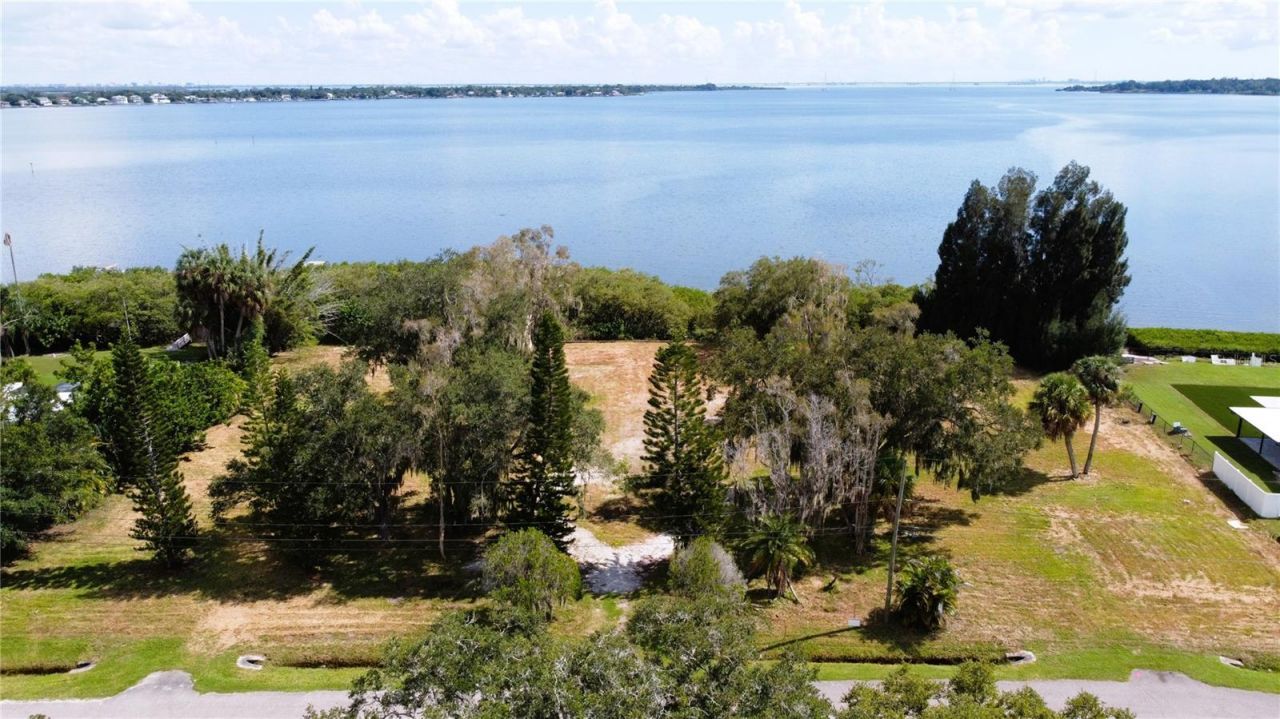 3825 Shore Boulevard, Oldsmar, FL 34677 Photo