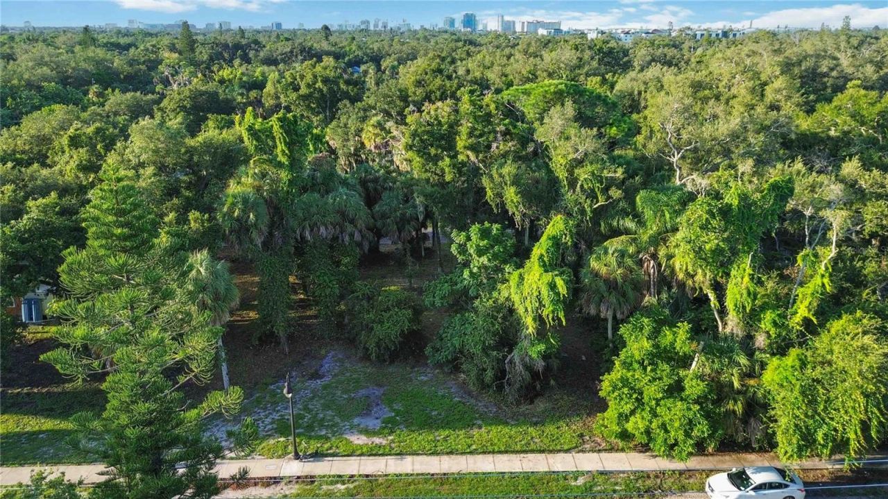 Myrtle Avenue , Sarasota, FL 34234 Photo