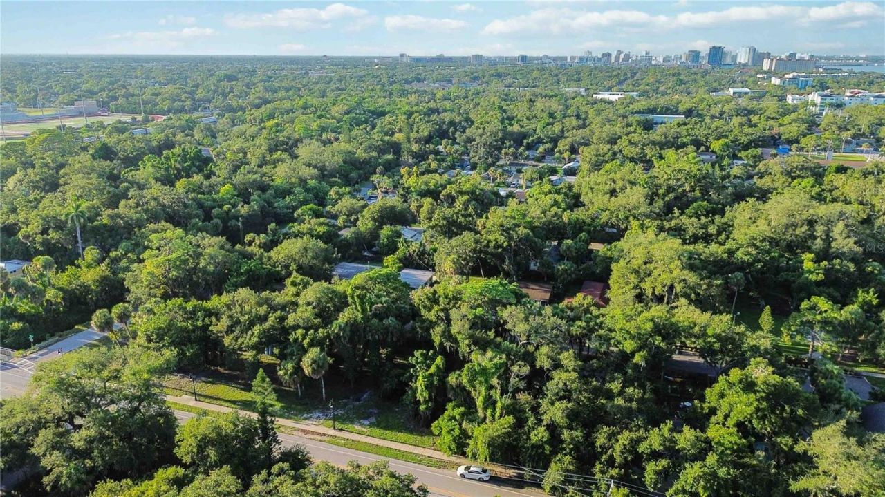 Myrtle Avenue , Sarasota, FL 34234 Photo