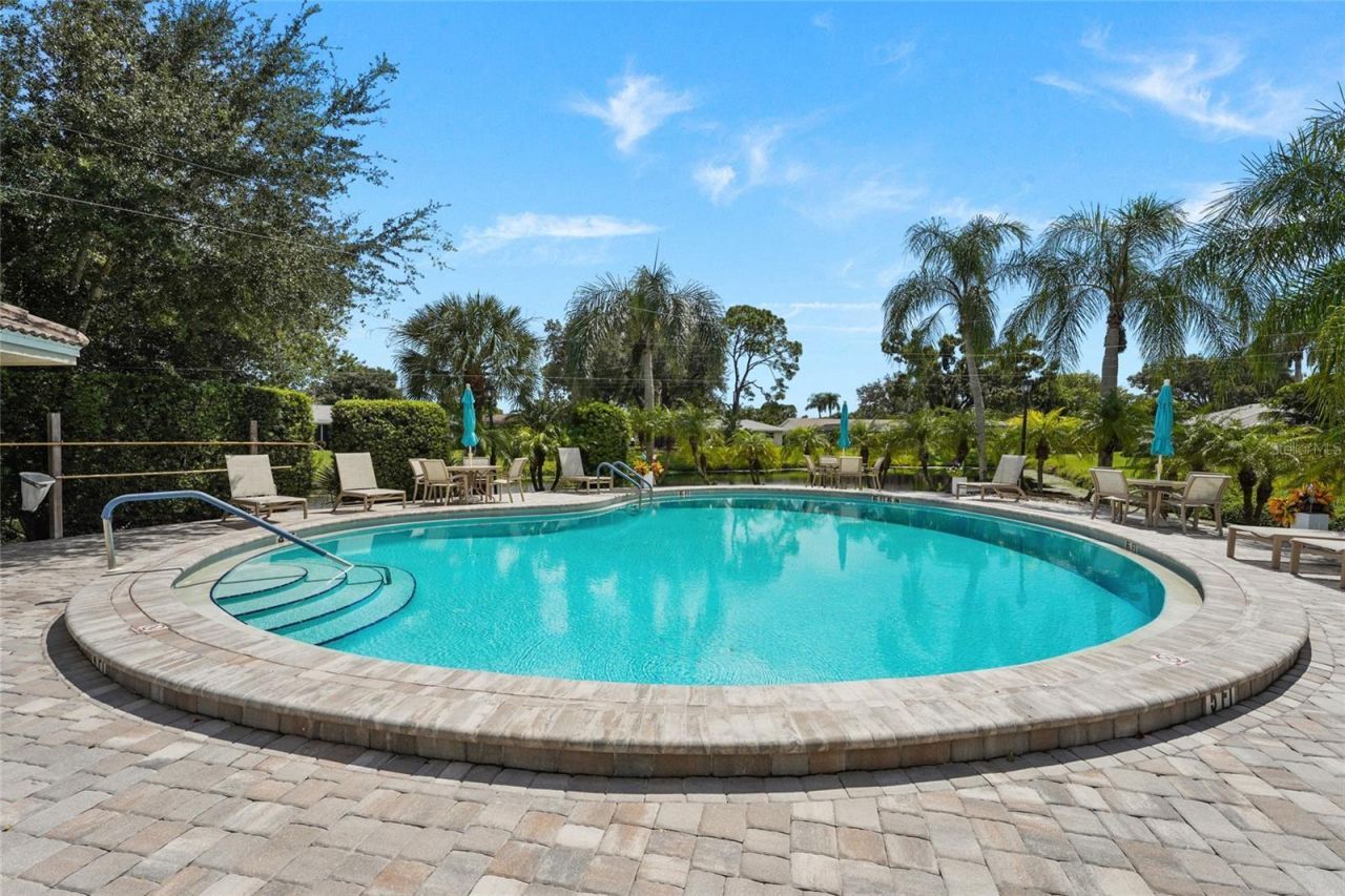 3032 Ringwood Meadow , Unit 17, Sarasota, FL 34235 Photo