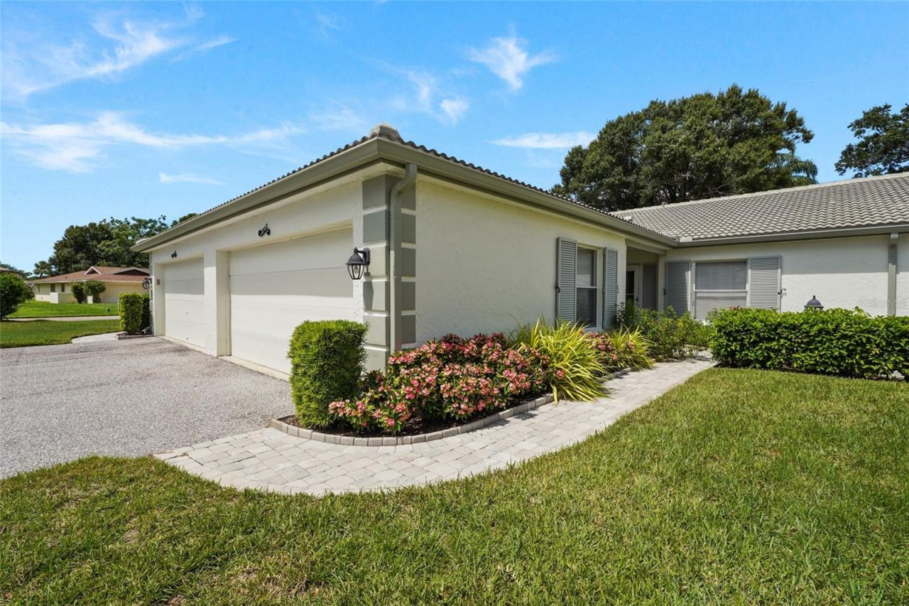 3032 Ringwood Meadow , Unit 17, Sarasota, FL 34235 Photo