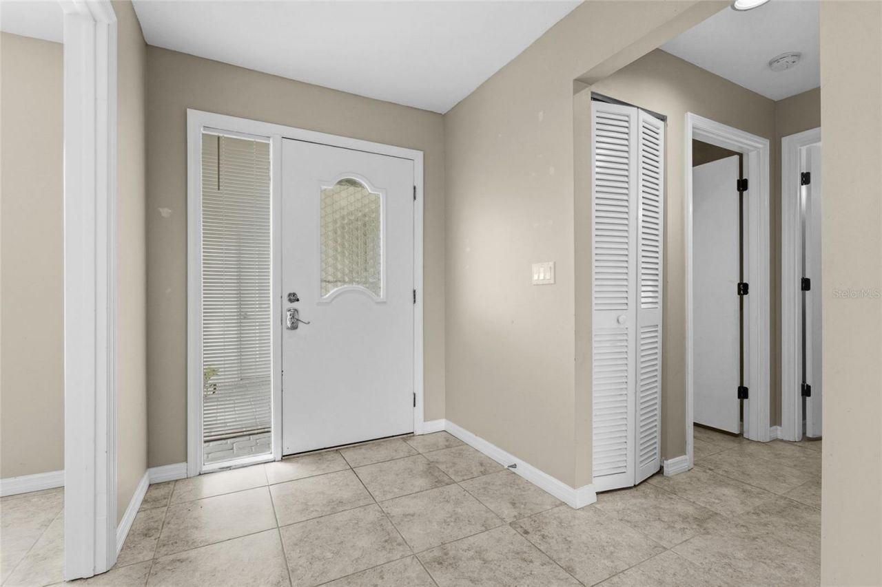 3032 Ringwood Meadow , Unit 17, Sarasota, FL 34235 Photo