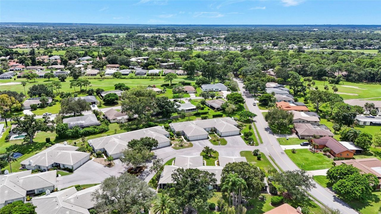 3032 Ringwood Meadow , Unit 17, Sarasota, FL 34235 Photo